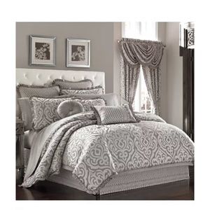 SOLD -King comfort, shams, skirt, valances